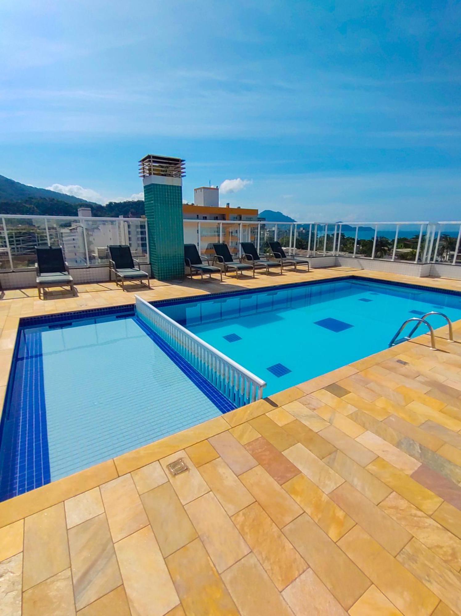 Apartment Vista Apartments: Beachside Retreat With Rooftop Pool Ubatuba