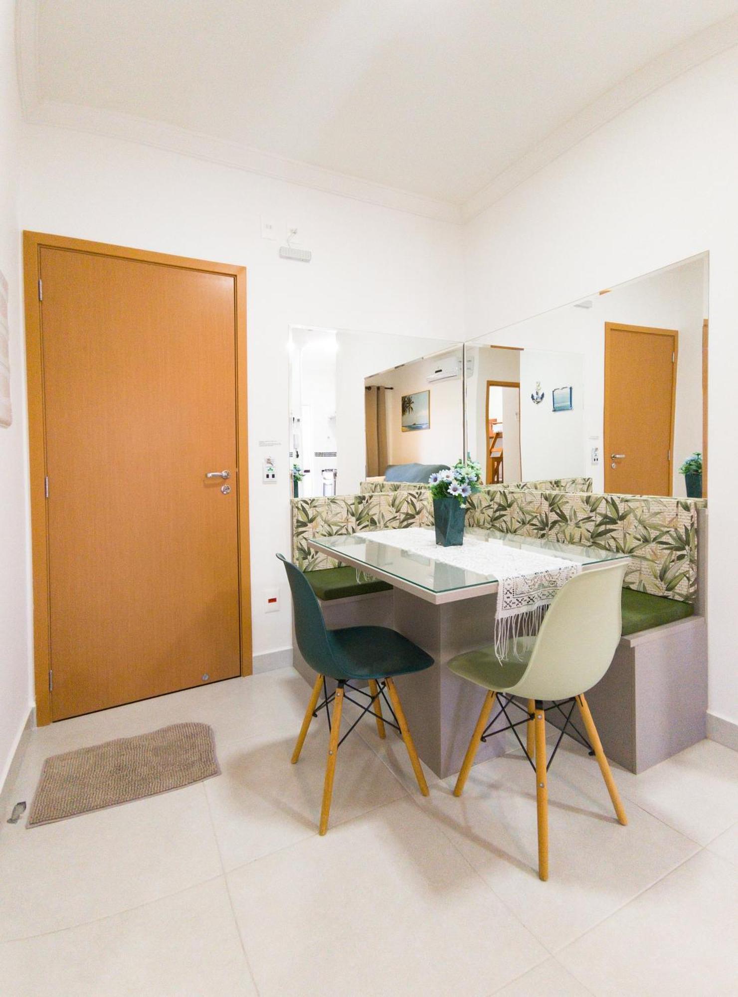 Vista Apartments: Beachside Retreat With Rooftop Pool Apartment